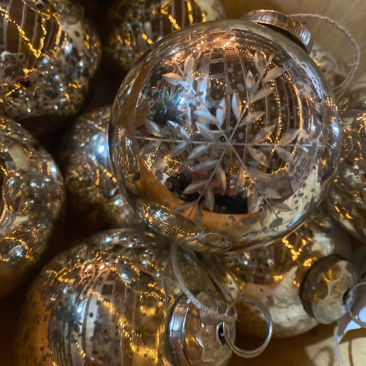 Etched Snowflake Decoration Silver