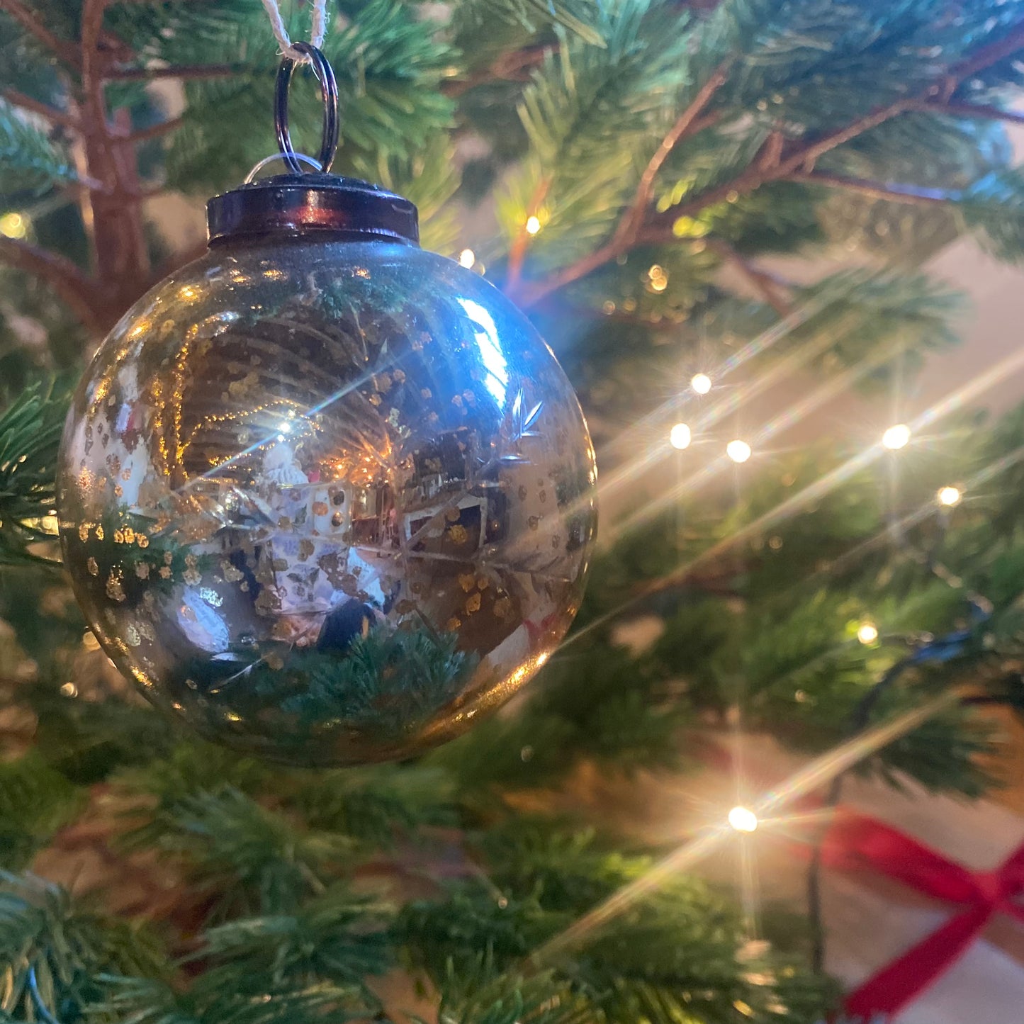 Etched Snowflake Decoration Silver